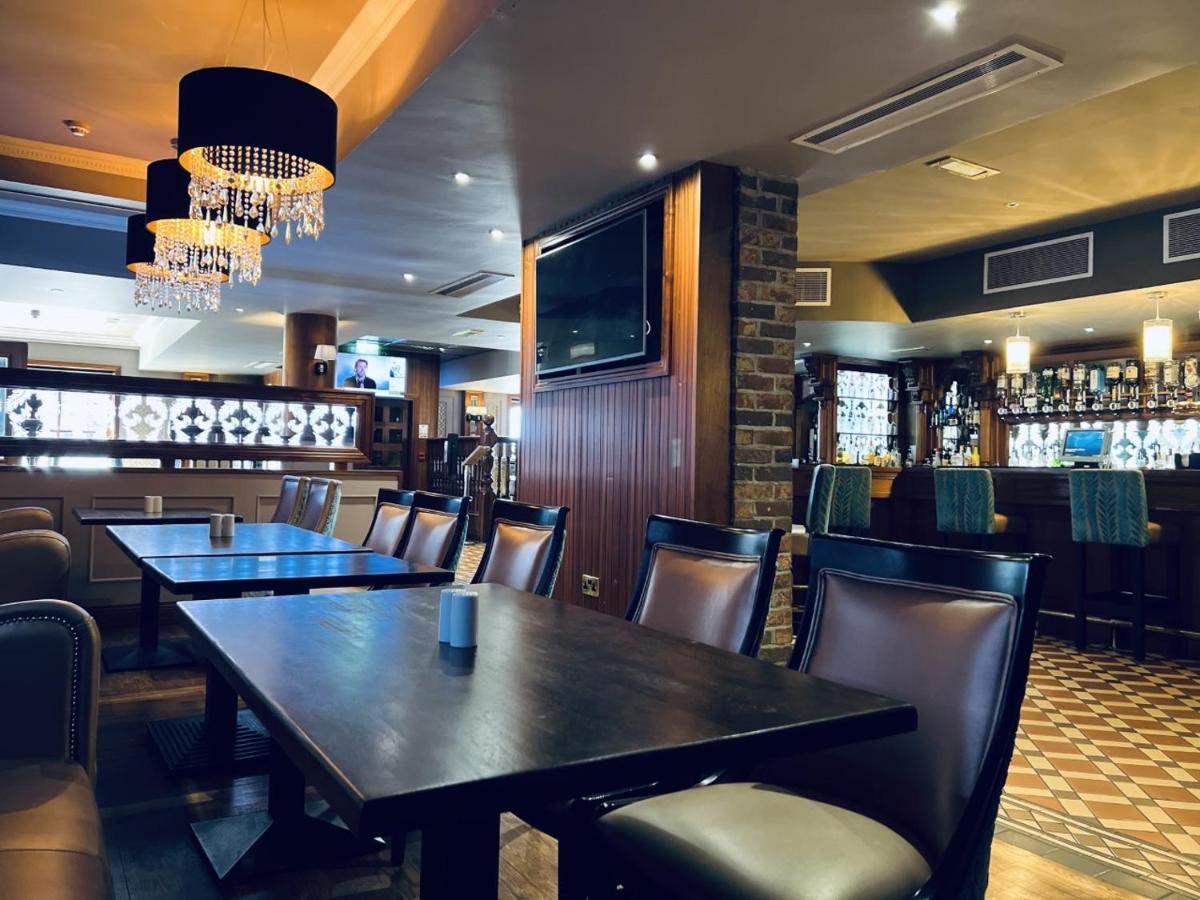 The Terrace Hotel Magherafelt Buitenkant foto